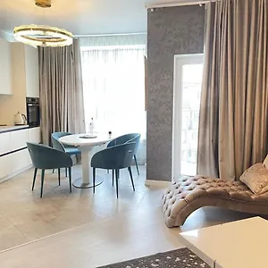 Prime In The Centre With Bbq Apartment Dresden